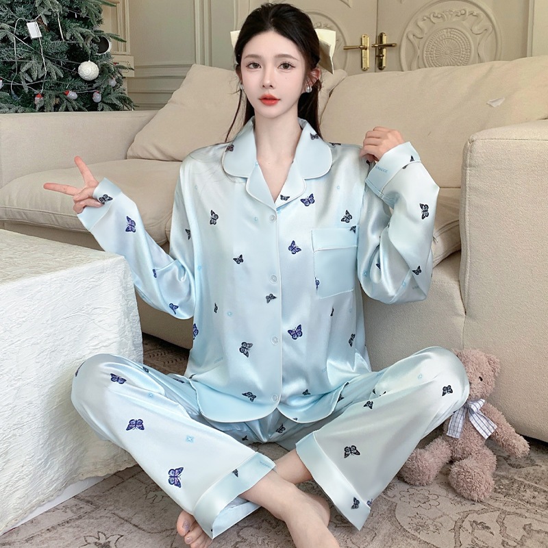 [Oder] Bộ đồ ngủ lụa băng mới cao cấp của phụ nữ mùa hè bướm in áo ngắn tay mặc nhà có thể mặc bên ngoài 2