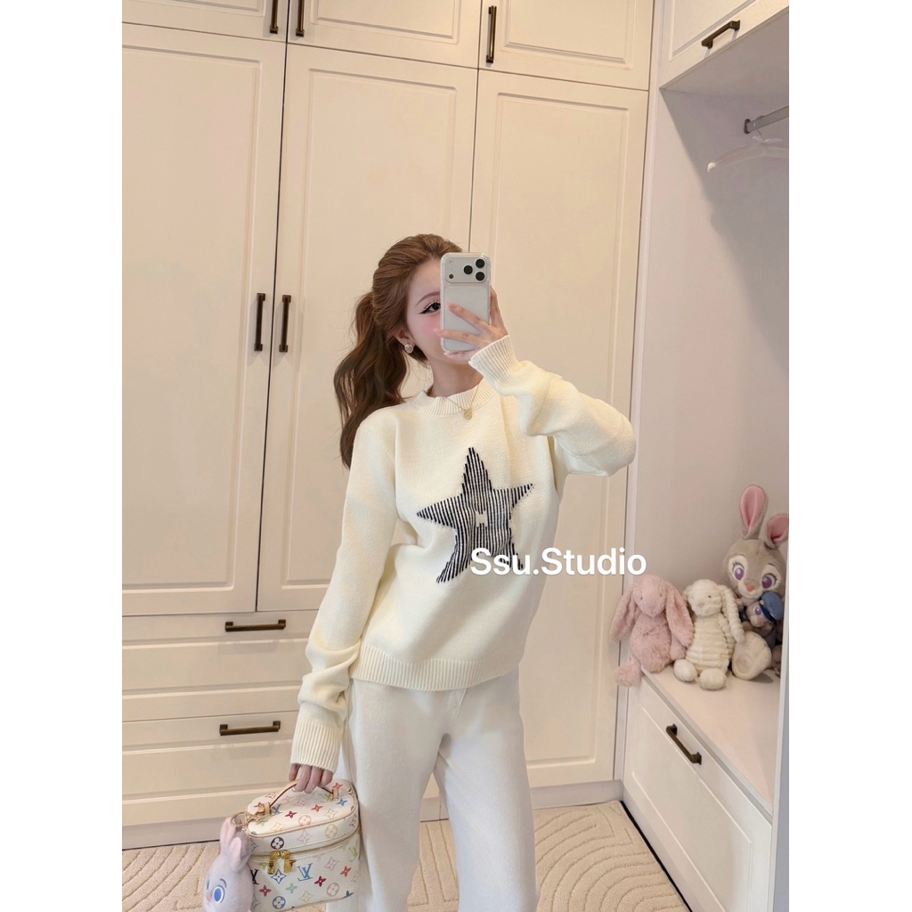 𝑺𝒔𝒖.𝑺𝒕𝒖𝒅𝒊𝒐[CÓ SẴN]ÁO LEN NGÔI SAO SIU XINH HÀNG QC FREESIZE DƯỚI 56kg