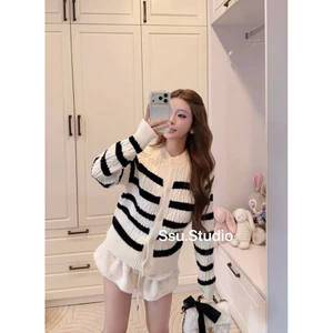 𝑺𝒔𝒖.𝑺𝒕𝒖𝒅𝒊𝒐[CÓ SẴN-ẢNH CHÍNH CHỦ)Áo LEN CADIGAN LEN KHUY KẺ NGANG