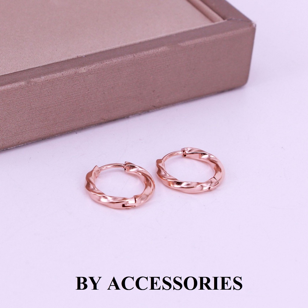 Bông tai nữ unisex titan form tròn bản vuông xoắn đơn giản không gỉ UE2503 BY ACCESSORIES