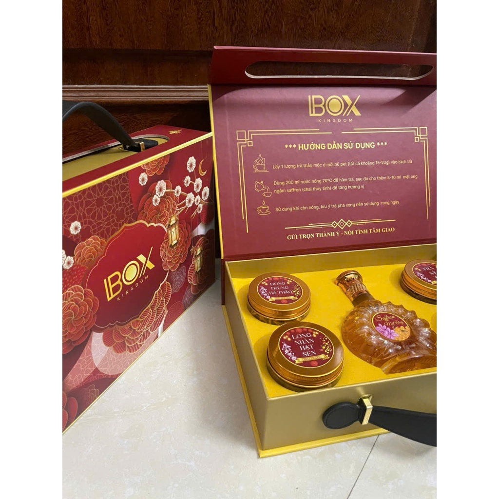 Set Quà Tết 2026 Trà Thảo Mộc Và Mật Ong Ngâm Saffron Cao Cấp