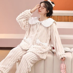Đồ ngủ nhung san hô cho nữ thu đông lót nhung dày, có thể mặc mùa đông ấm áp