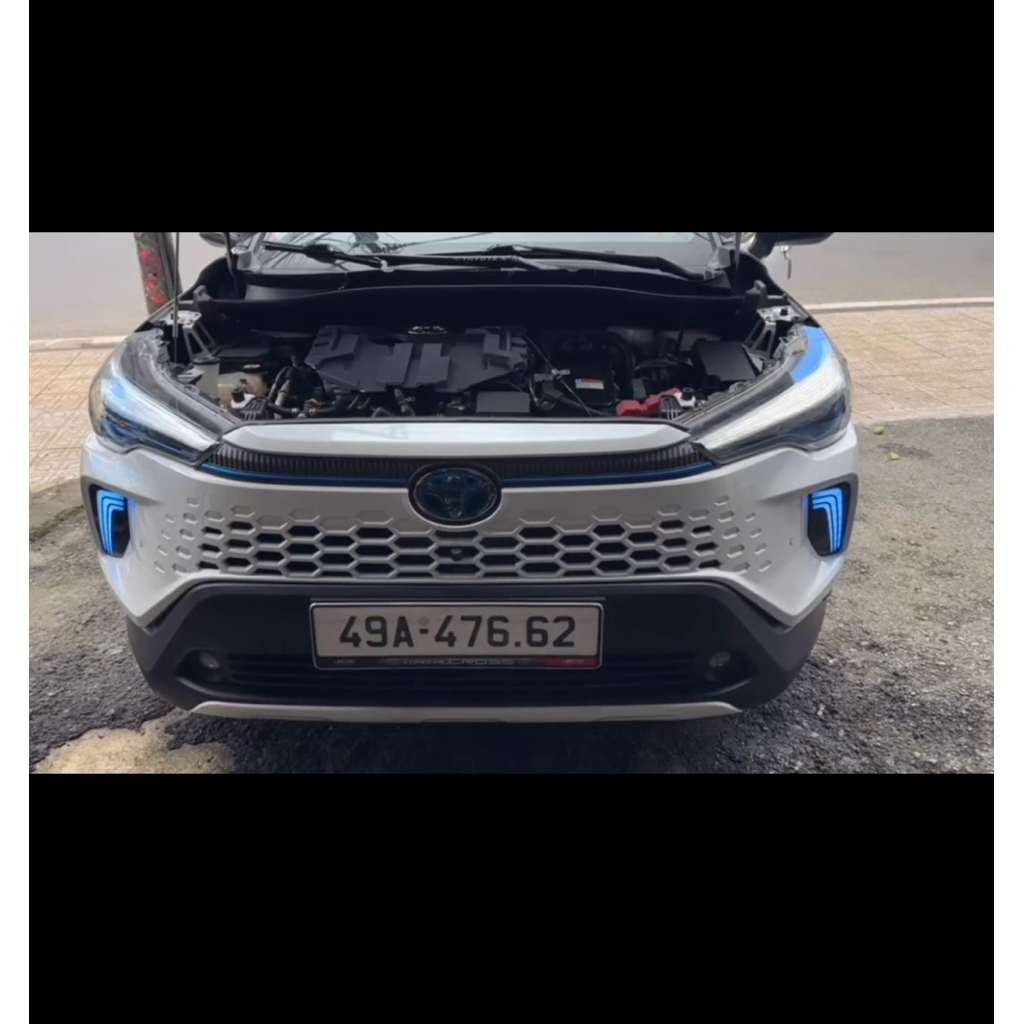 LED GẦM TRƯỚC TOYOTA COROLLA CROSS 2024-2025 LẮP ZINTHEO XE, 3 CHẾ ĐỘ MÀU