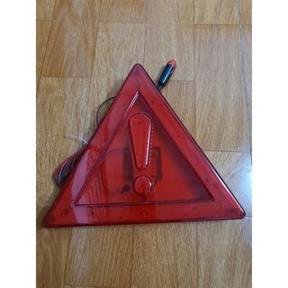 Đèn cảnh báo tam giác dành cho xe tải điện 12v 24v dùng chung. Đèn tam giác chung 30cm (1 chiếc)