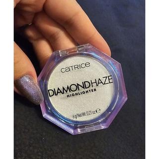Bắt Sáng Catrice Diamond Haze Highlighter Lấp Lánh Với Hiệu Ứng Nhũ Mịn Lì 6g - Bebeau