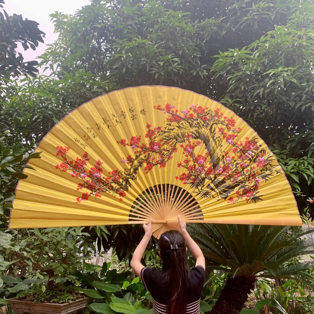 Quạt giấy cỡ lớn khổng lồ Decor Đón Tết - Ngày Xuân 2026