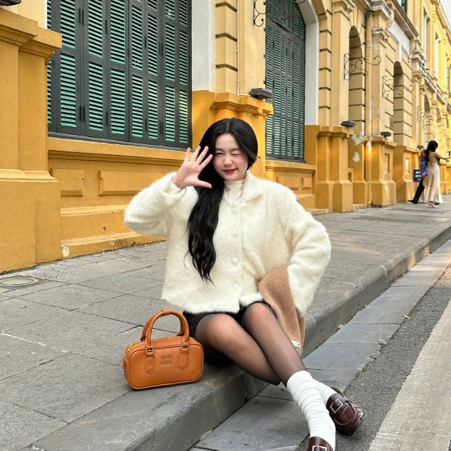 Áo Khoác Len lông xù nữ trắng cúc bọc cổ bẻ tiểu thư  Mặc Noel Là Xinh Joolate