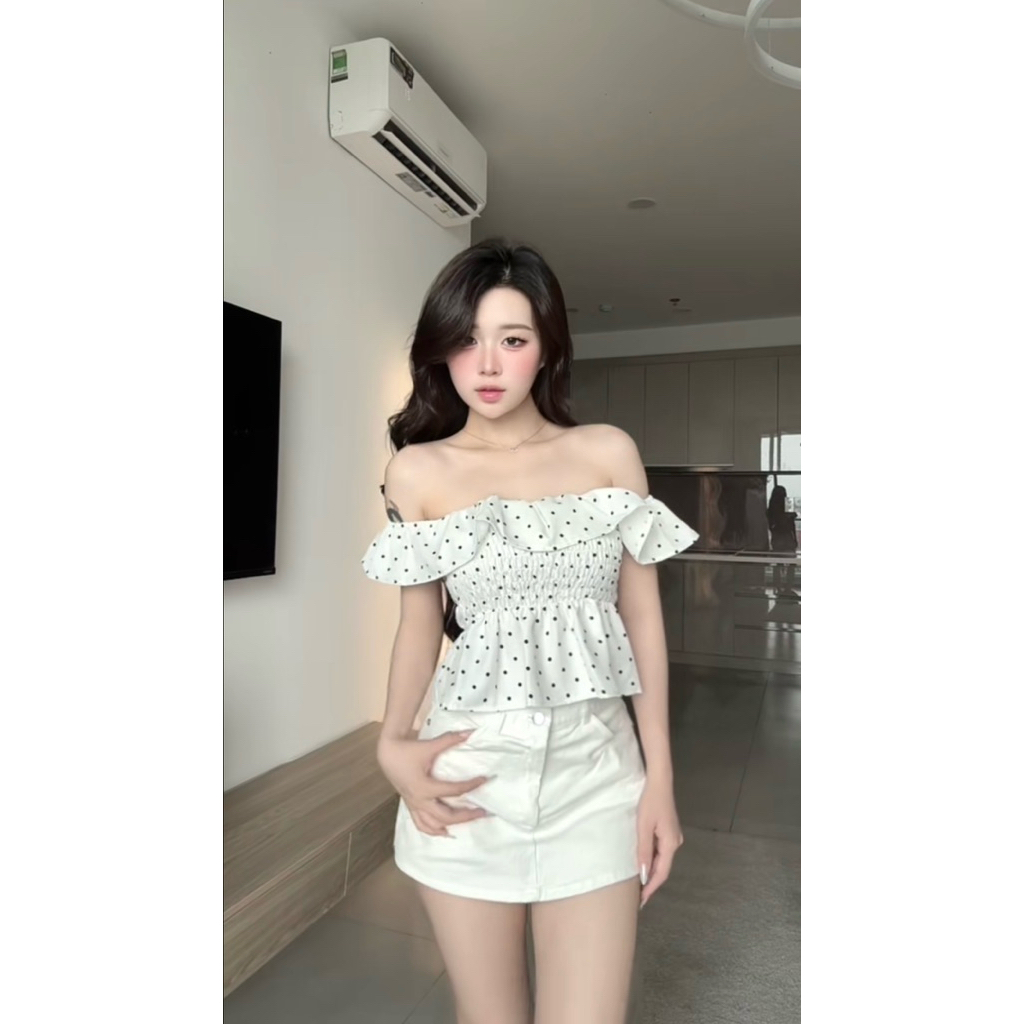 | LYN WEAR | Áo Trễ Vai Chấm Bi Nữ Dáng Babydoll Bo Eo – Đi Chơi Đi Cafe basic dễ phối
