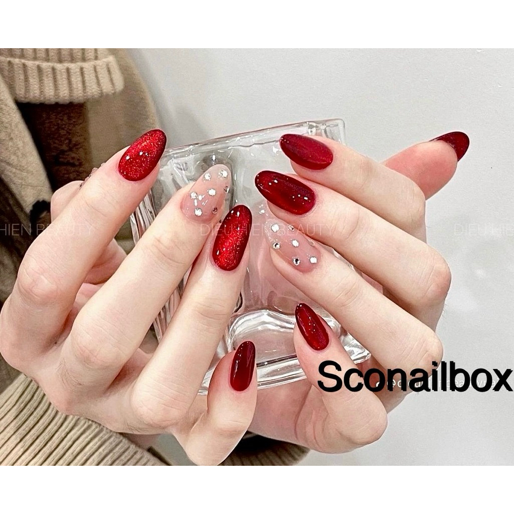 ( hoả tốc) S12 NAIL BOX MẮT MÈO ĐỎ MIX ĐÁ TÔN DA FORM NGẮN SCONAILBOX