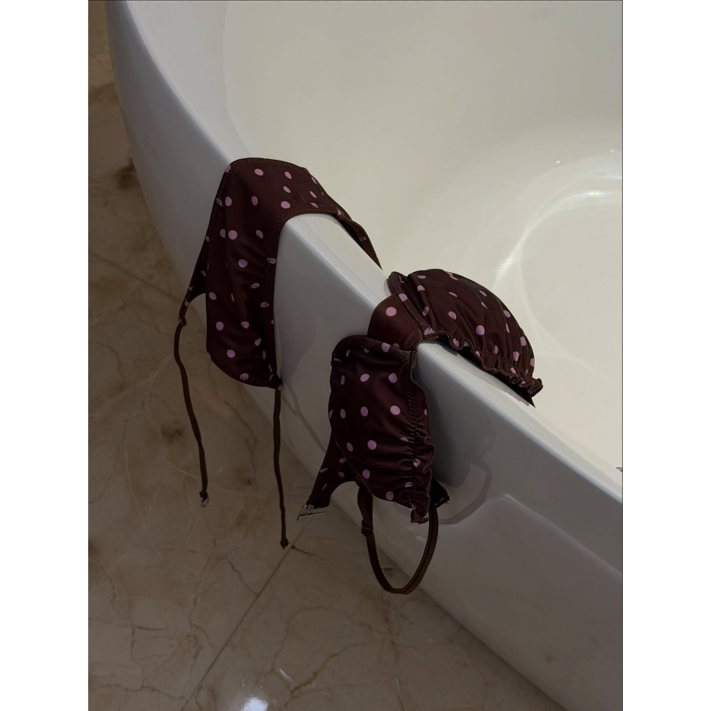 [Sẵn-HỎA TỐC HN]2Soonsumff Set bikini 3 mảnh áo bra quần lót chấm bi kèm khăn quấn sexy bộ đồ bơi cá tính phong cách Y2K
