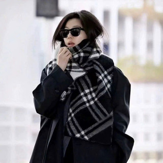 Khăn dạ kẻ HÀN QUỐC siêu đẹp hot hiyt đây r ạ
