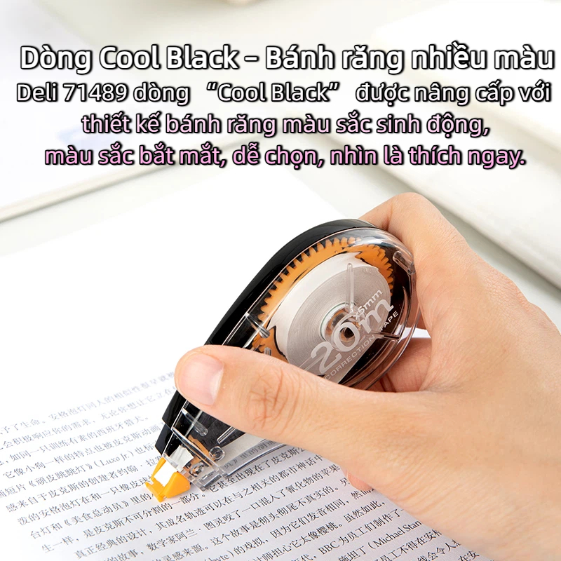 Băng Xóa Deli Không Ồn 20m – PET Bền, Nhỏ Gọn, Dùng Khi Học