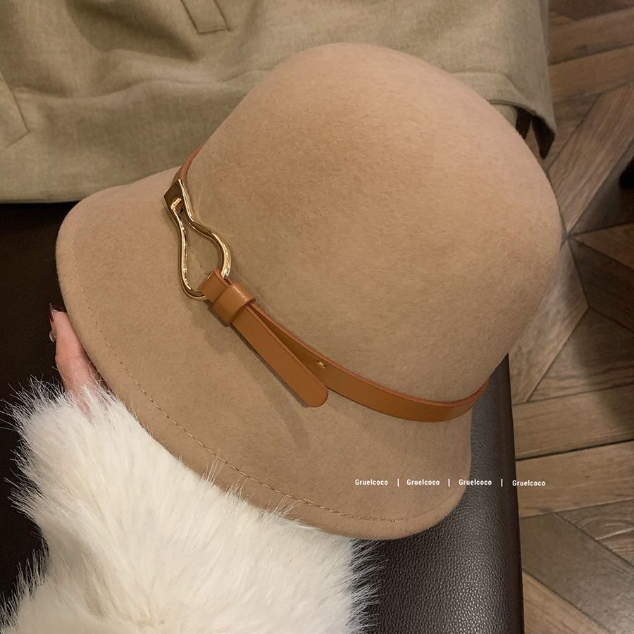 Mũ Tiểu Thư Retro HepburnStyle - Thiết kế mặt nhỏ đen, khóa thắt lưng xành điệu giữ ấm phối đồ cực hợp