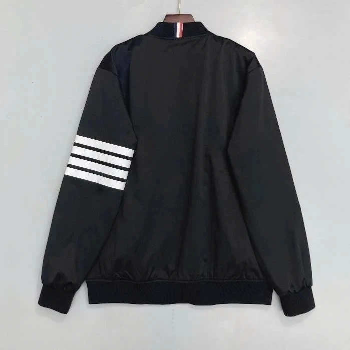 Áo khoác Bomber Thome Thêu 4 vạch Chất liệu gió 2 lớp chống gió cực bền unisex nam nữ Mẫu bomber thome Hot trend 2025