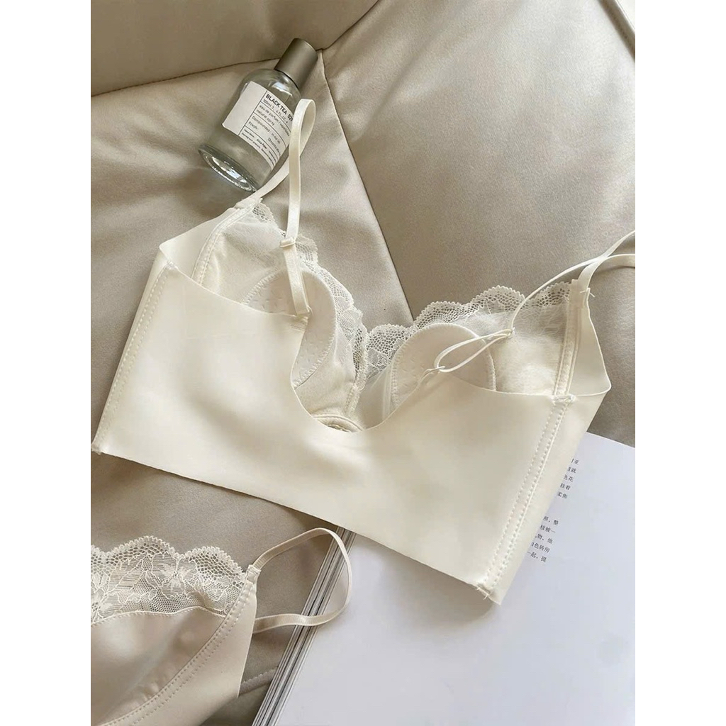 Áo bra su đúc viền ren ,không đệm nâng ngực gợi cảm 2838