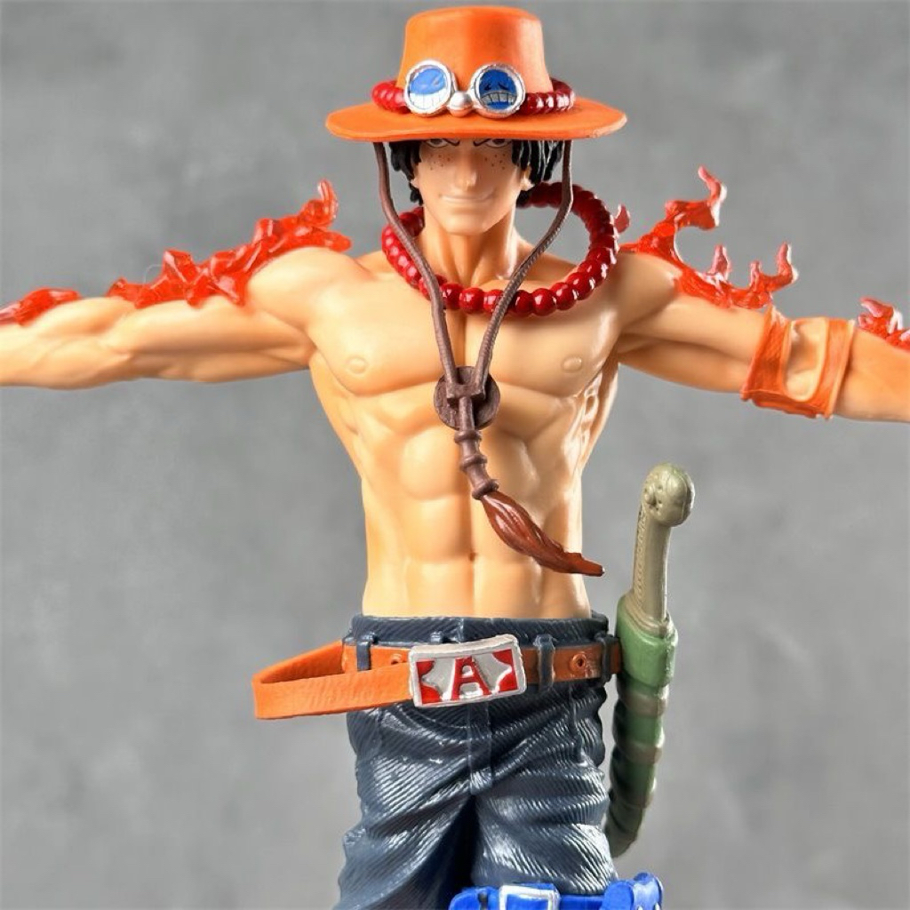 Mô hình Portgas D.Ace Onepice decor bàn làm việc