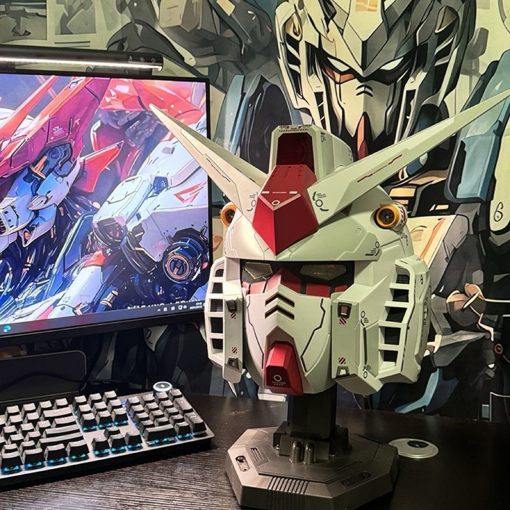 Mô hình đầu Gundam RX-78 đội được có đế dựng