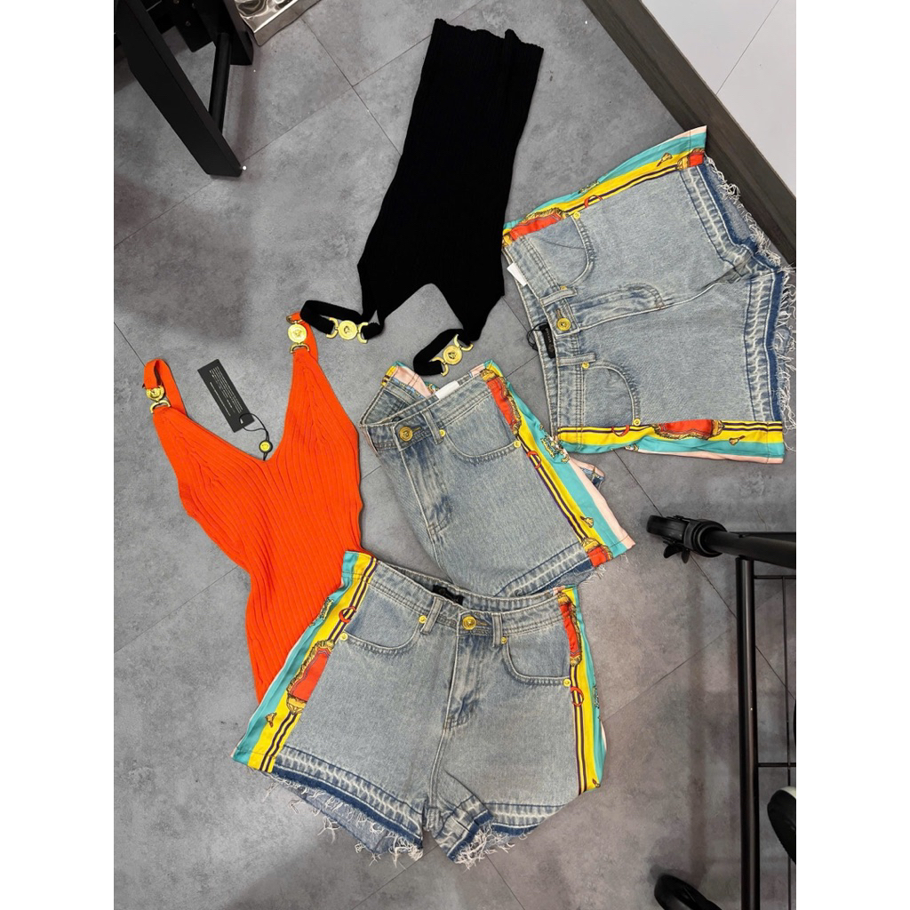 set áo yếm lụa & quần short jean phối màu