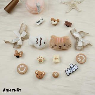 Set 14 Sticker, Charm 3D chủ đề cá mèo bông gắn Dép Sục, Cá Sấu JB-200 Mita