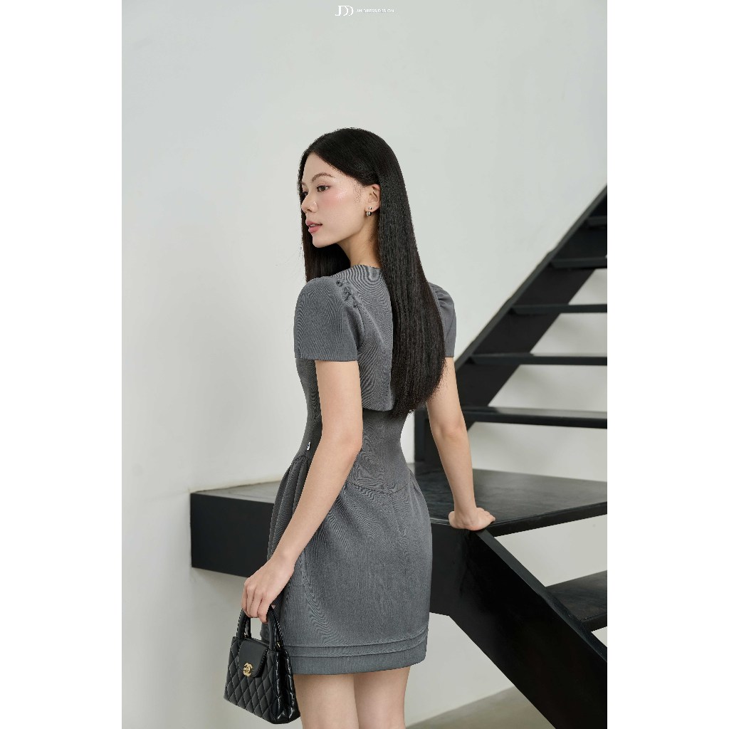 Đầm Thu Đông Nhún Chân Bấu Mí, Giả Áo Vạt Cong 1F41.2511, Đầm Dáng A Mini Thiết Kế Cổ Vuông Tay Phồng Trẻ Trung By JM