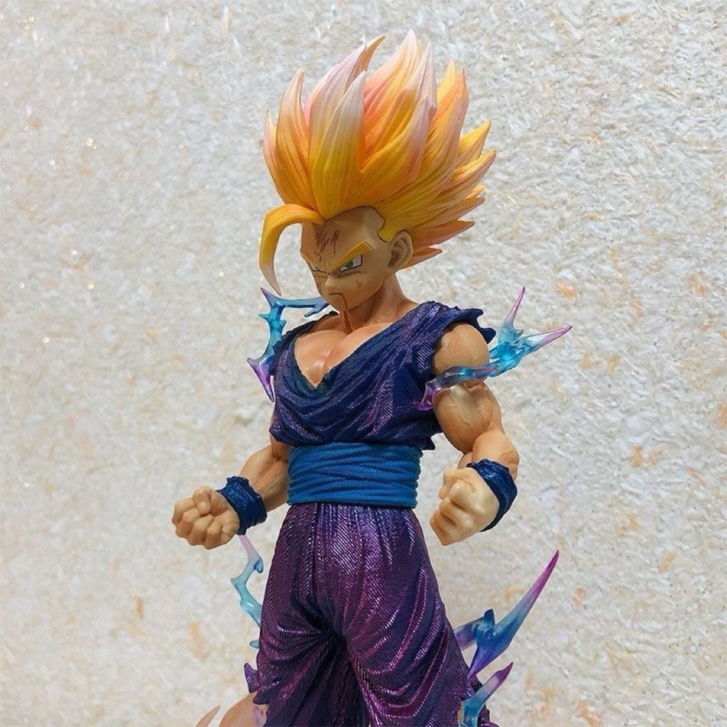 Mô hình Gragon Ball Gohan có đế đứng ngầu lòi