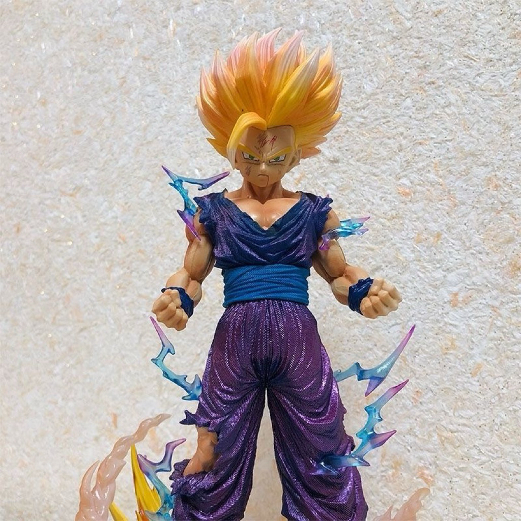 Mô hình Gragon Ball Gohan có đế đứng ngầu lòi