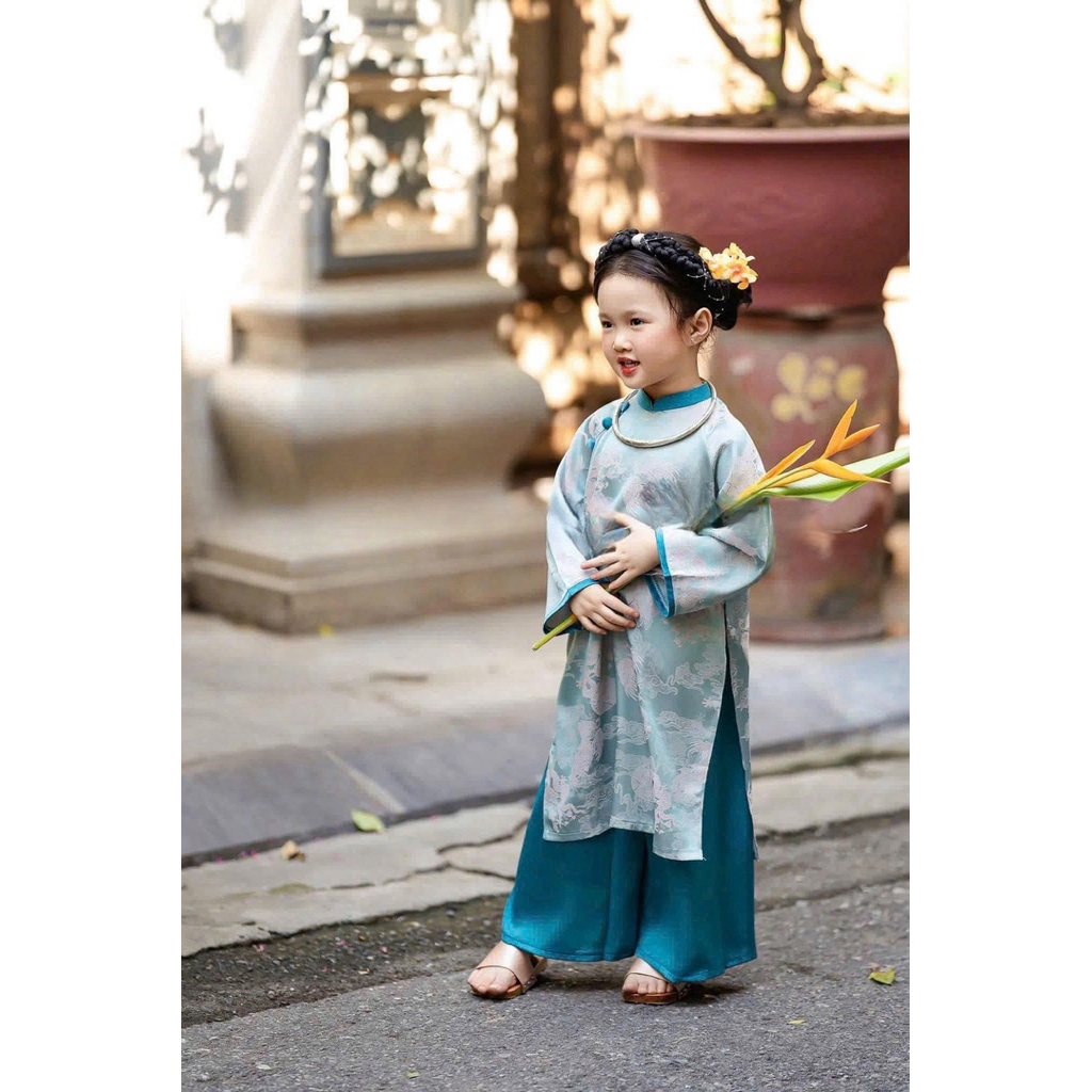 Áo dài mợ ba xinh xắn hai màu cho bé gái 10-28kg