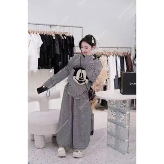 Set bộ dài tay kẻ sọc thêu xù mick dành cho nữ mẫu trend 2025