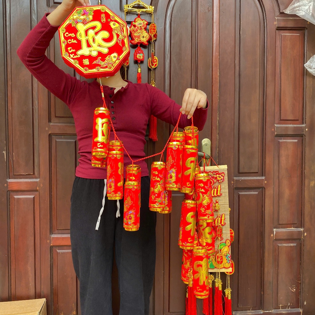 Dây Pháo Giả Chất Nhung Đỏ Bản Chữ Việt Treo Trang Trí Tết , Lễ Hội.