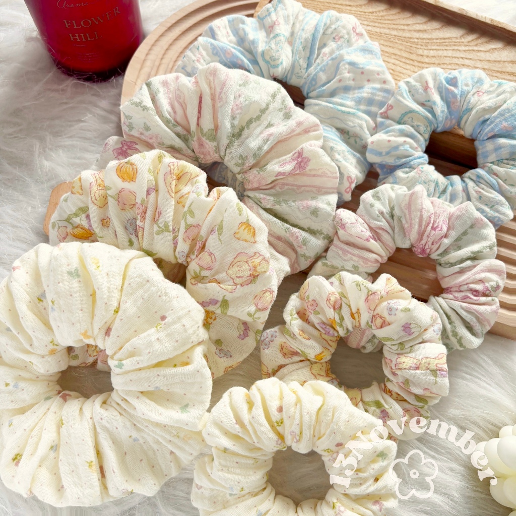 [SIÊU TO] Scrunchies Cột Tóc Vải Xô Muslin Hoạ Tiết Sọc Thỏ Hoa Bướm Size Lớn Xinh Xắn Dễ Thương | BigBuy360 - bigbuy360.vn