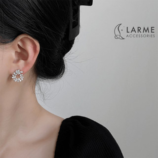 Khuyên tai nữ bông tai nguyệt quế đính đá phong cách tiểu thư Larme Accesories -KT0243