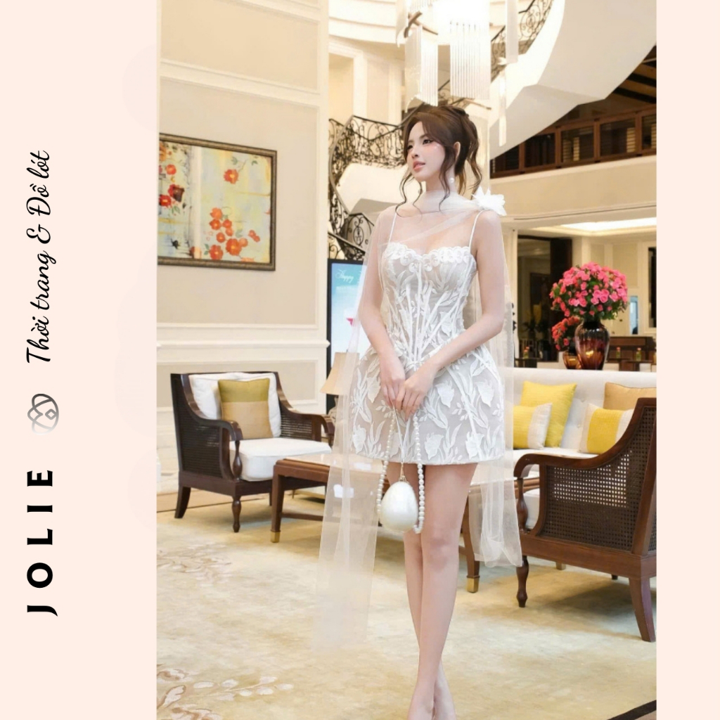 Đầm Thiết Kế JOLIE Dáng Corset Ren Hoa Nổi - Váy Hai Dây Trắng Dự Tiệc Kèm Voan Vai Sang Chảnh