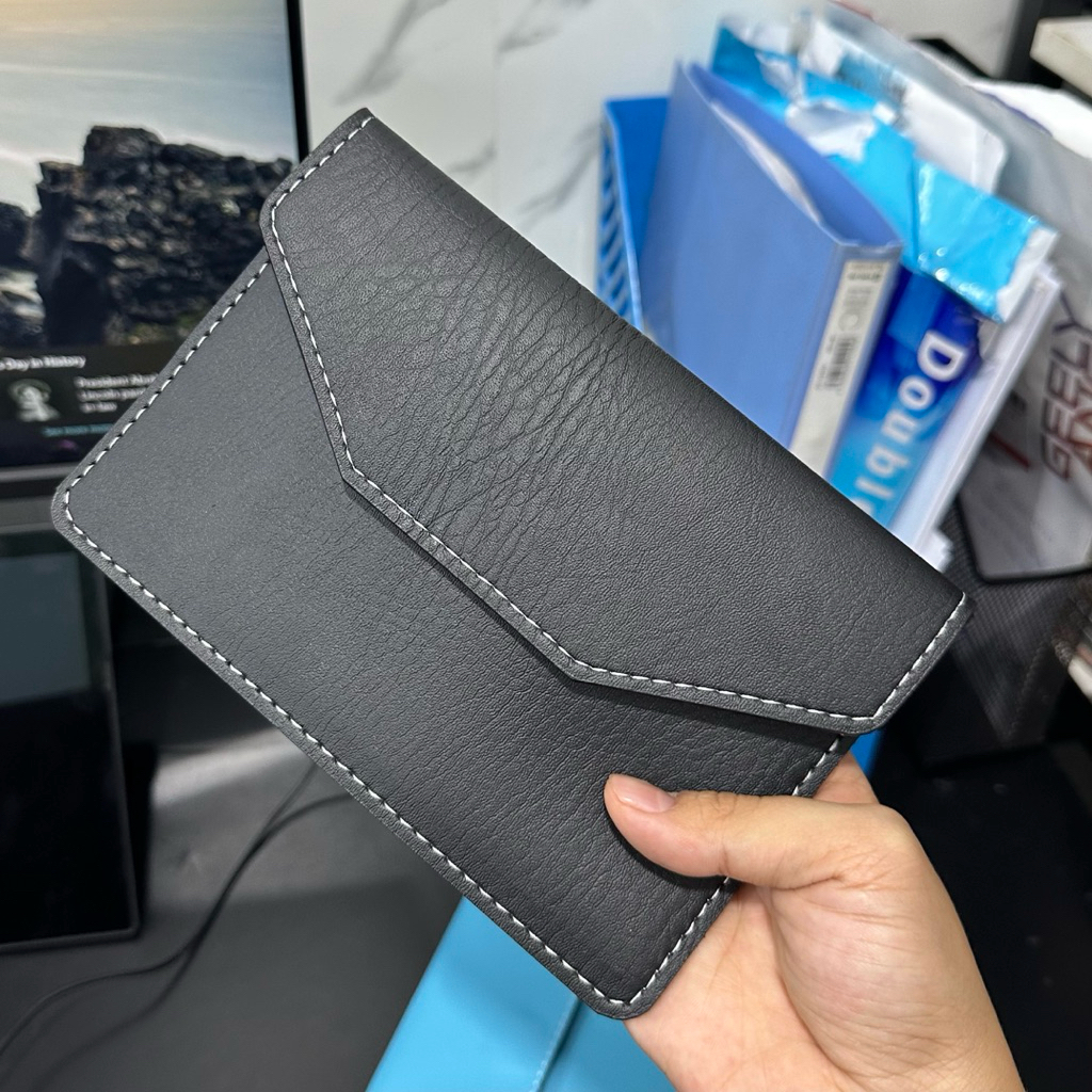 (Hỗ Trợ Dập Logo Hãng) Ví Da Đựng Giấy Tờ Đăng Kiểm Xe Ô Tô Mẫu 02 - Màu Đen VDK-PU02-BL