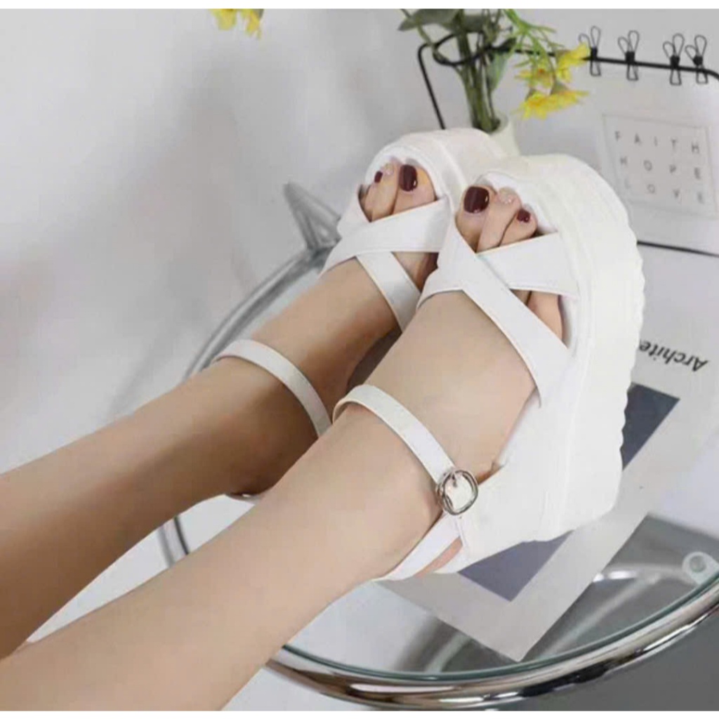 GIÀY SANDAL ĐẾ XUỒNG QUAI CHÉO 12CM HÀNG LOẠI CAO CẤP KT II GG
