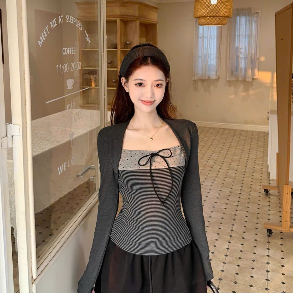 (sẵn) Áo dài tay cổ vuông dáng layer nơ ngực chấm bi kẻ ngang màu đen ghi chất thun co giãn ATDT059 - Tiktik