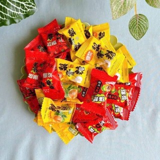 Kẹo ô mai lê đào nhân chảy,ăn là mê,Vỏ ô mai dẻo dẻo – chua ngọt hài hòa, thơm mùi lê đào tự nhiên, ăn hoài không ngán.