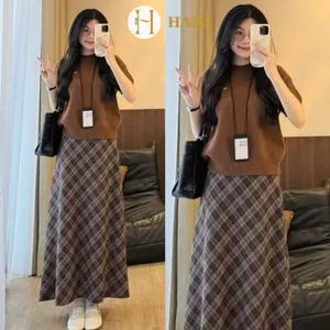 Chân váy dạ Hari Kẻ Dáng Dài Form A xoè nhẹ style Vintage có lót trong dạ caro dáng midi 3574 P2