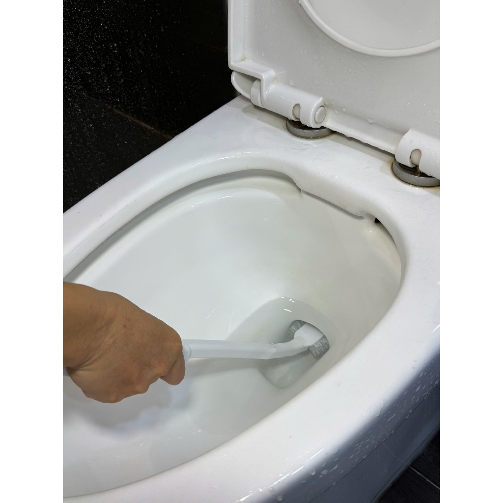 [HỎA TỐC] Cây Cọ Cước Chà Toilet, Chà Sâu Lỗ Thoát Bồn Cầu Đầu Dẹp Tròn Cán Nhựa Lông Cước Dầy Dặn HOMEINNO