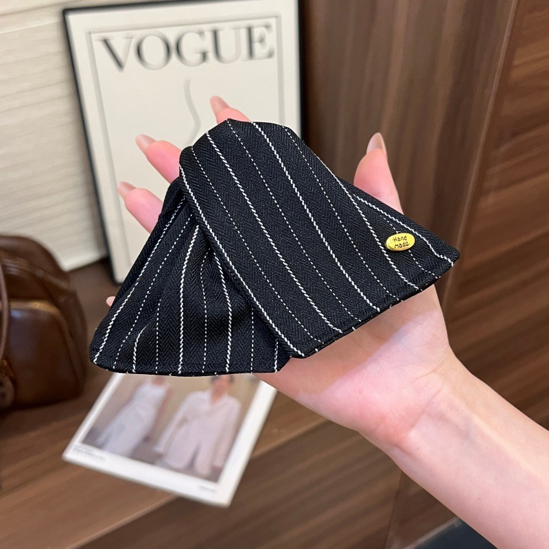 Kẹp ngoạm tóc tam giác, kẹp tam giác vải kẻ phồng tóc , kẹp ngoạm phồng tóc cho nữ