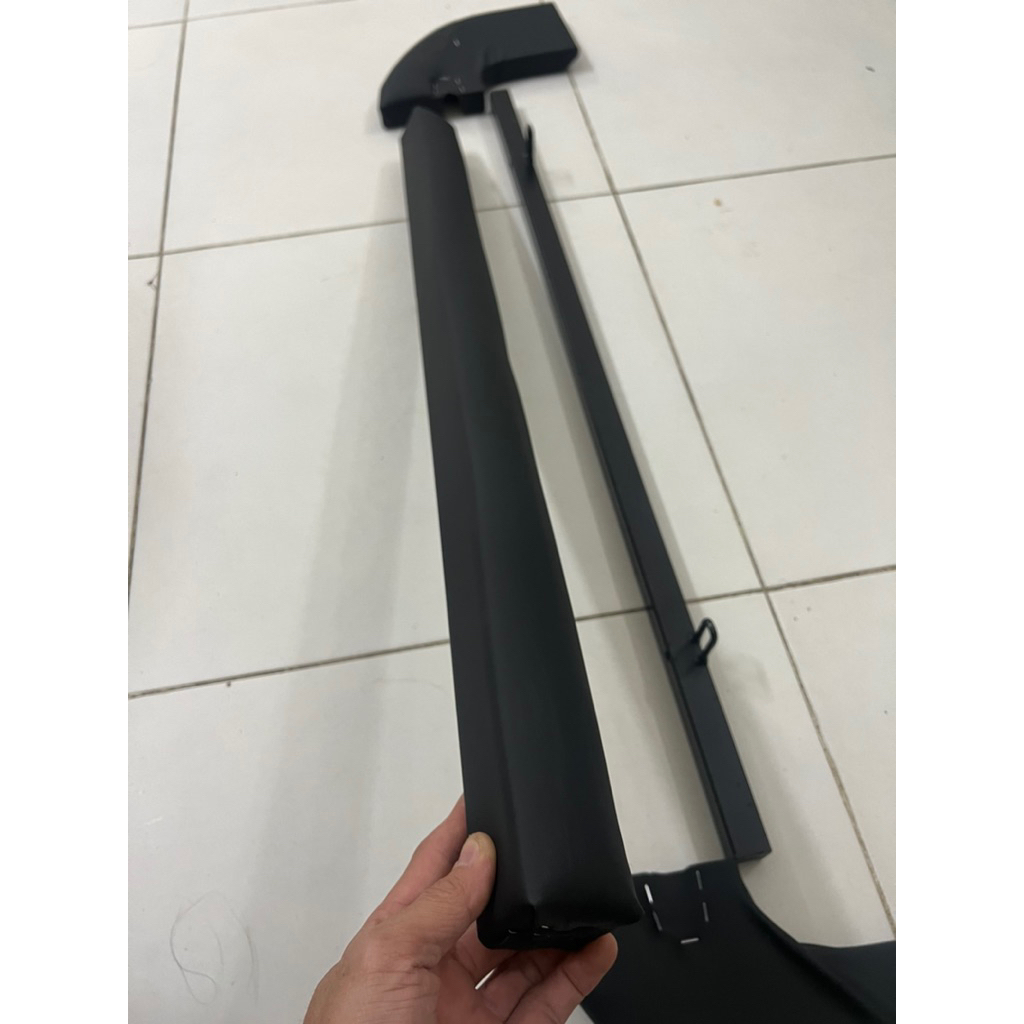 nâng ghế hàng sau xe vf5