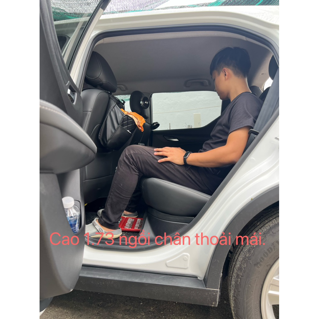 nâng ghế hàng sau xe vf5