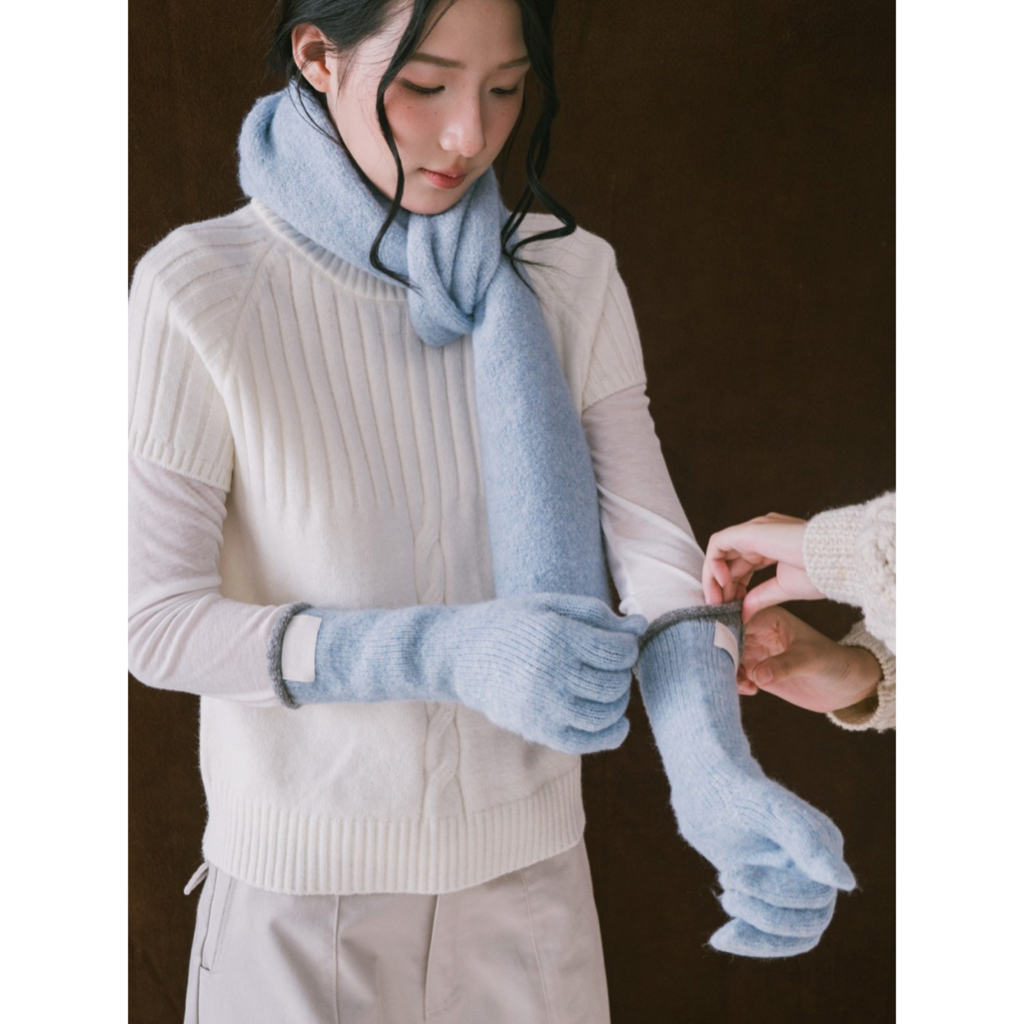 Găng tay len nữ dáng dài SONNA HI - có lỗ ngón tay bấm điện thoại - FUZZY LONG GLOVES