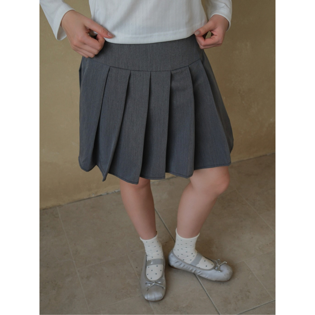 Chân váy xếp ly bản to SONNA HI - mềm, ít nhăn, cạp vừa - WIDE PLEATED MINI SKIRT