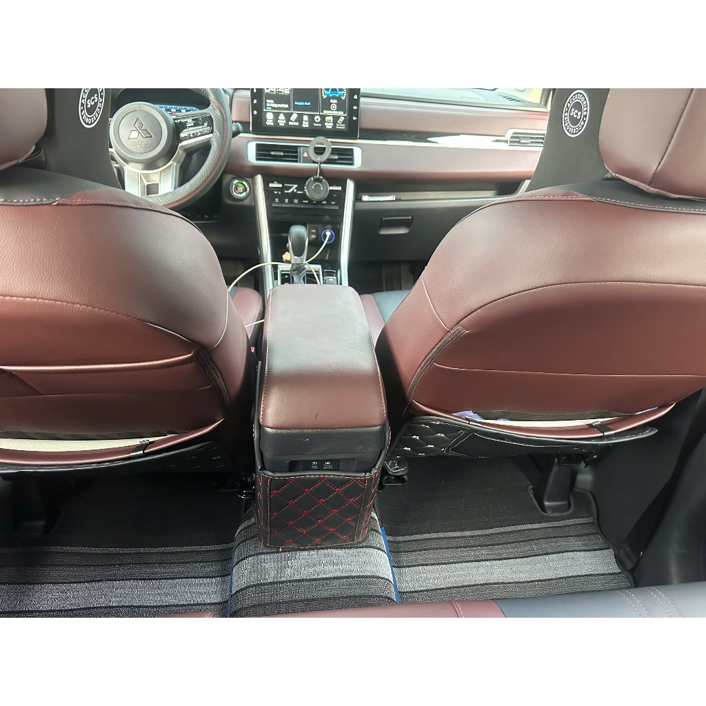 Thảm cước lót sàn ô tô Mitsubishi Xpander chuẩn form, cắt may theo xe bấm khuy ghế lái chuẩn nguyên zin xpander