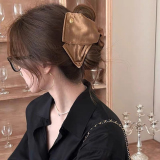 Kẹp tóc vỏ sò satin tam giác phong cách retro phụ kiện tóc nữ