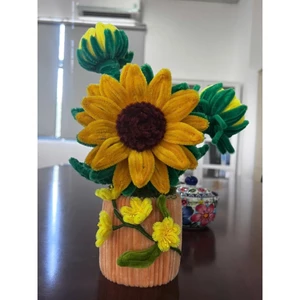 Chậu hoa hướng dương để bàn - kẽm nhung (tặng 01 bọ rùa)