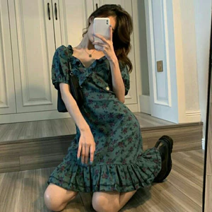 Váy Nữ Xanh Rêu Hoa Nhí Cổ V Tay Phồng | Đầm Hoa Nhí Phong Cách Hàn Quốc | Có Sẵn Size S/M