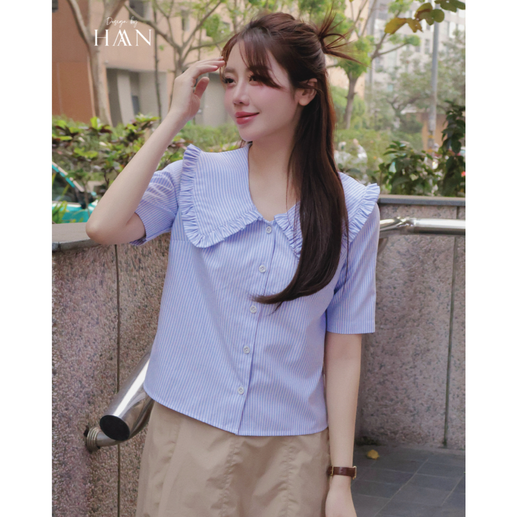 Áo Sơ Mi Nữ Ngắn Tay Kẻ Xanh, Thiết Kế Cổ Vạt Bèo Dịu Dàng Thanh Lịch HAAN Design SM352