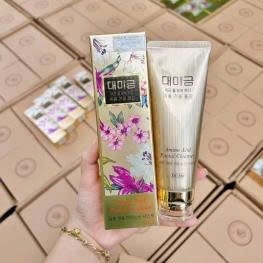 Sữa Rửa Mặt Demejine Sạch Sâu Bụi Bẩn, Bã Nhờn Dành Cho Da Nhạy Cảm 120ml - Hàng Chính Hãng