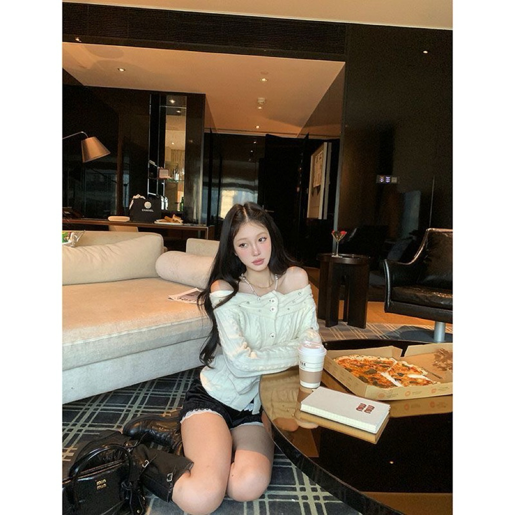 𝑺𝒔𝒖.𝑺𝒕𝒖𝒅𝒊𝒐[ẢNH CHÍNH CHỦ-CÓ SẴN] ÁO TRỄ VAI VẶN THỪNH ĐÍNH ĐÁ SIU HOT HÀNH QCL1